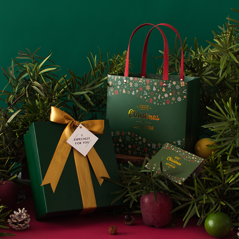 レトロクリスマス祭りギフトボックスセット折りたたみギフト手提げ紙袋insスタイルスカーフバッグ衣類冬