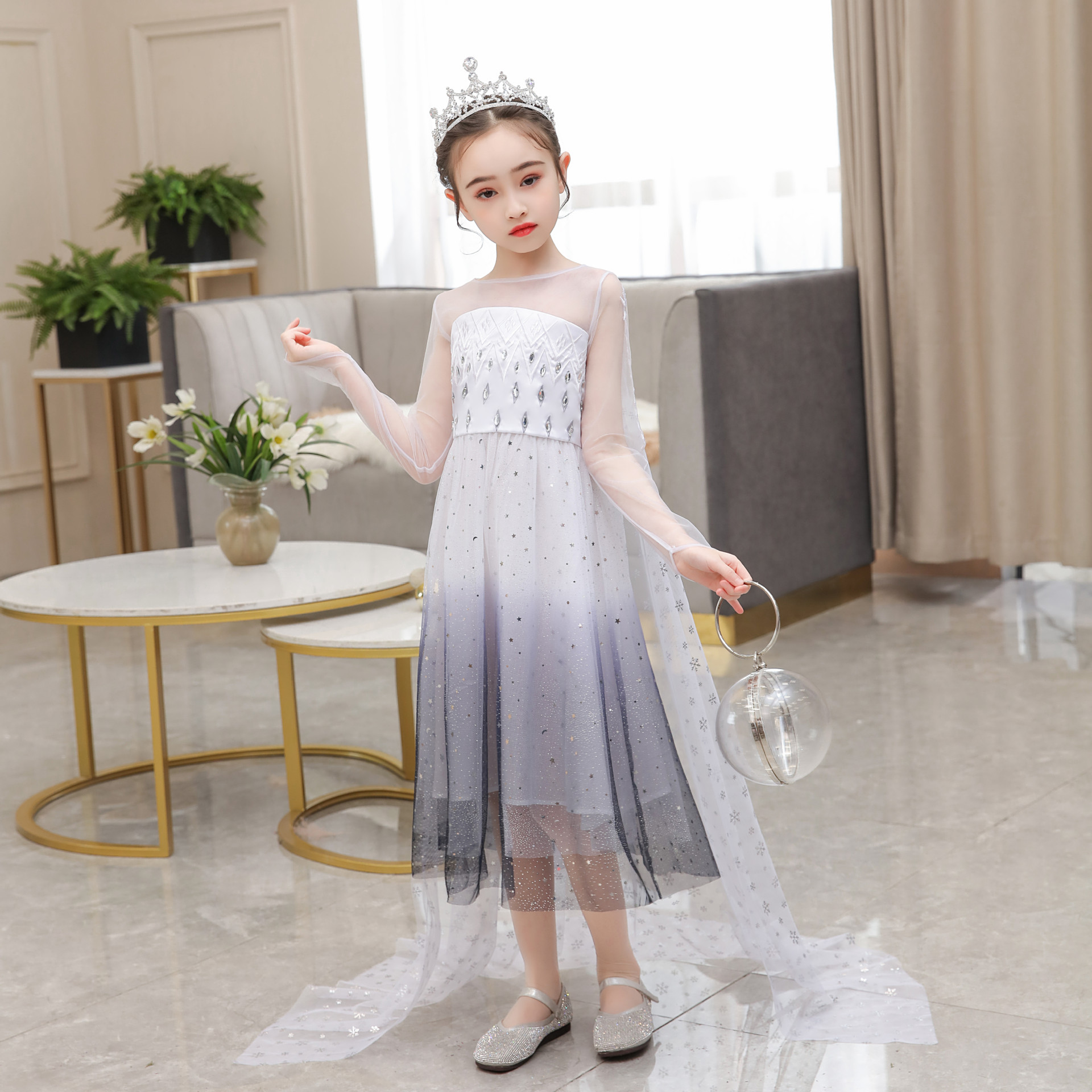 Summer white small princess costume