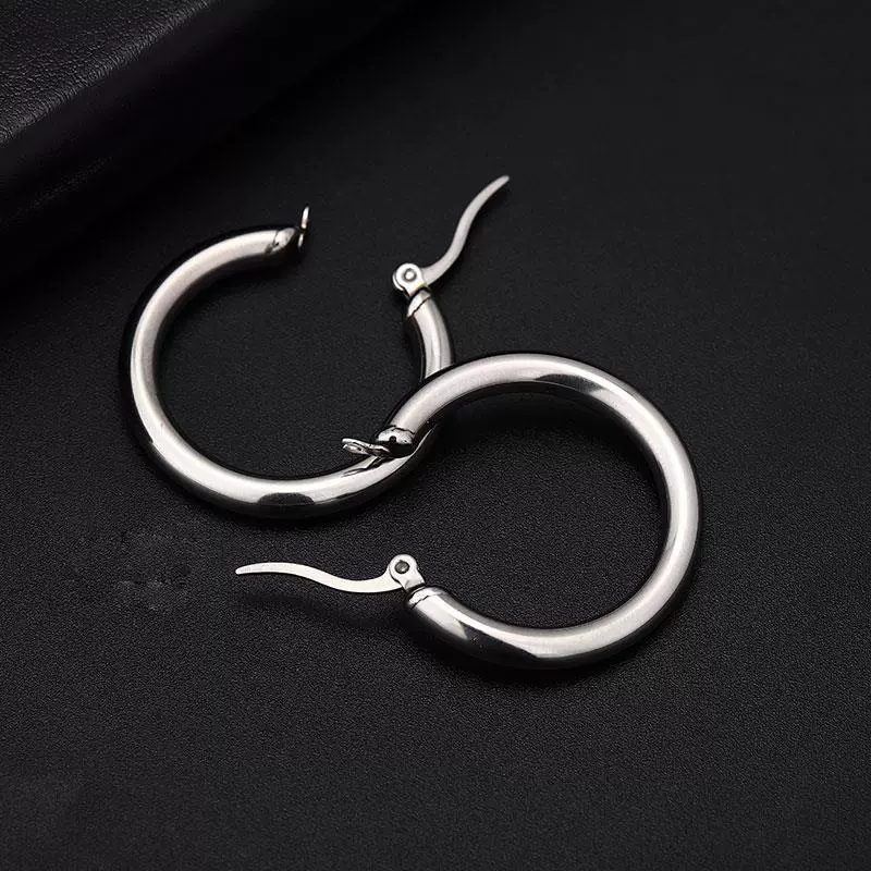 Серебряные серьги из нержавеющей стали, блестящая аксессуар, простой и элегантный дизайн, стиль высокого качества