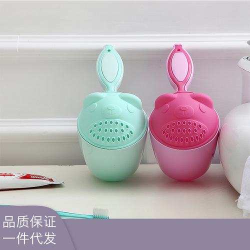 Cartoon baby hair washing cup shower head water scoop baby bathing water scoop bath scoop children thickened bathing cup