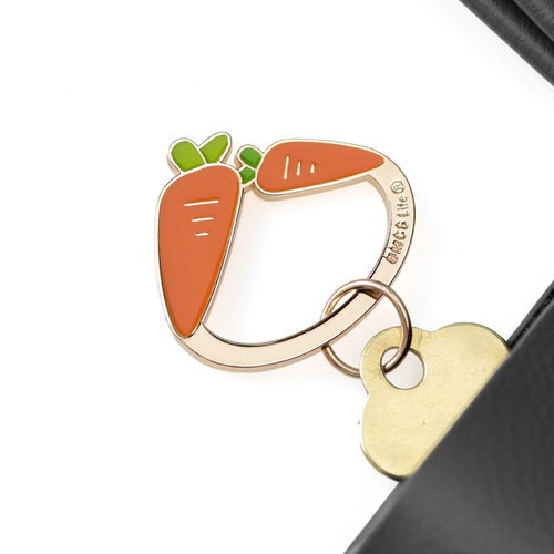 Bamenchongshe sample ninth generation KISS Daisy alloy car keychain bag hanging jewelry creative small gift