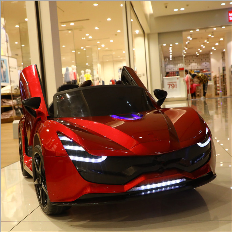 Coche eléctrico para niños coche de control remoto de cuatro ruedas mecedora cochecito de 4 ruedas coche de juguete para niños coche deportivo de carga