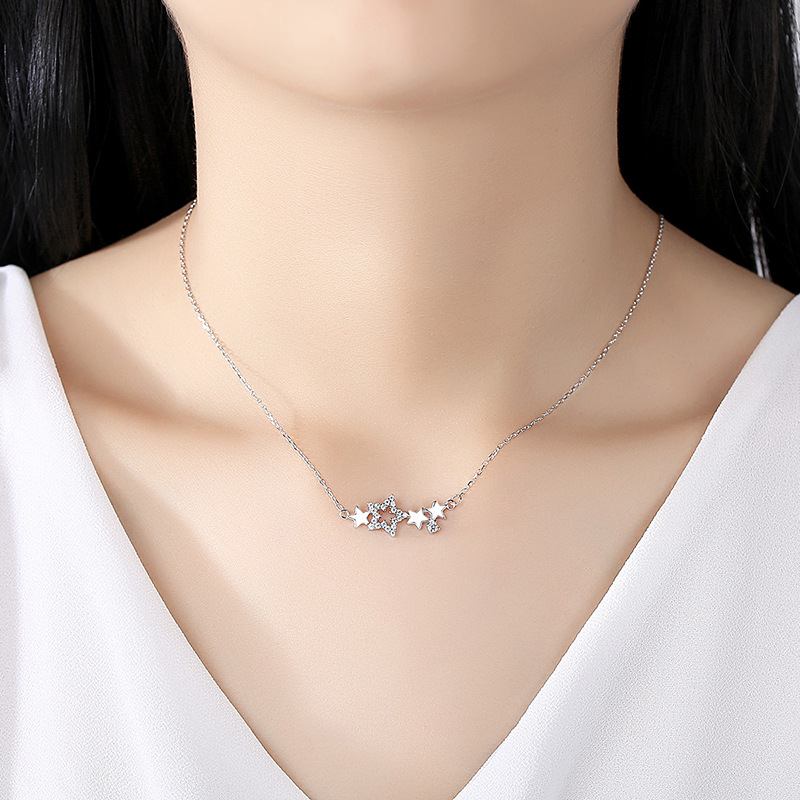 Celebridad en línea Singapur S925 plata esterlina estrella de pentagrama COLLAR COLGANTE nicho simple diseño estrella clavícula cadena femenina