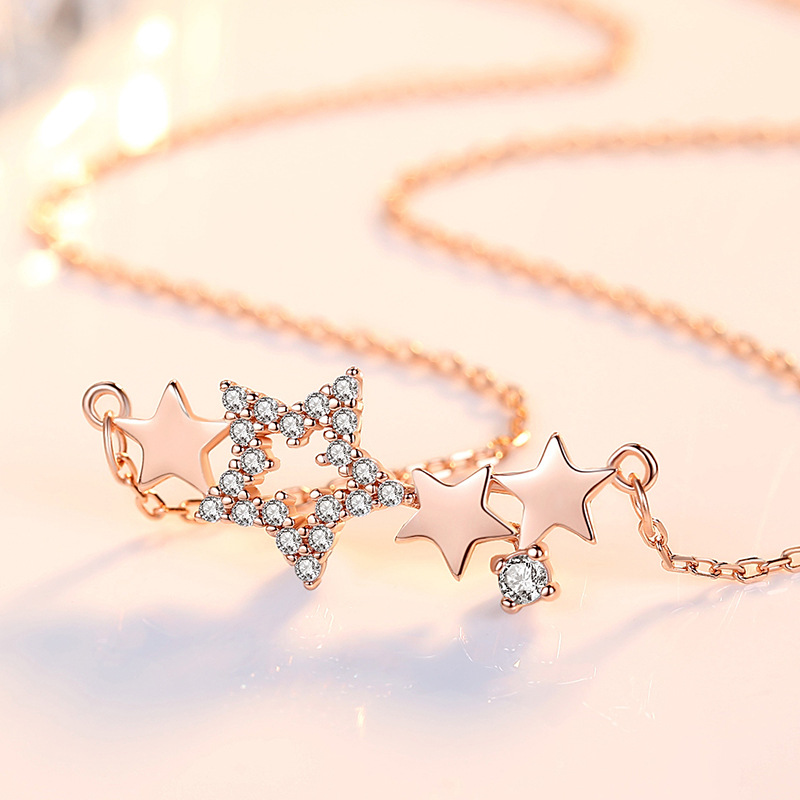 Celebridad en línea Singapur S925 plata esterlina estrella de pentagrama COLLAR COLGANTE nicho simple diseño estrella clavícula cadena femenina