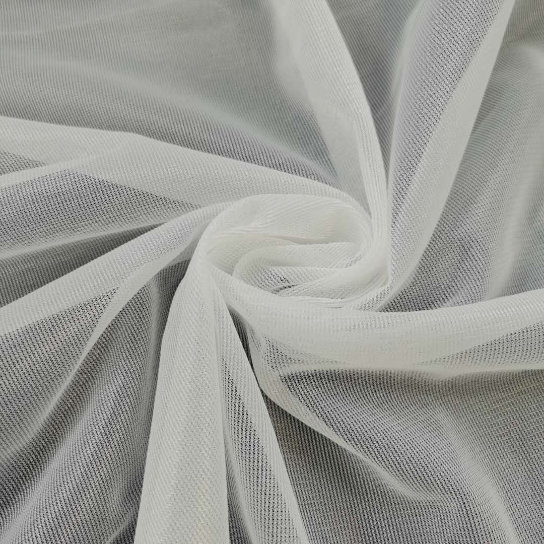 现货供应30D涤纶复丝平布 隔离防护服复合用面料 医疗复合用面料