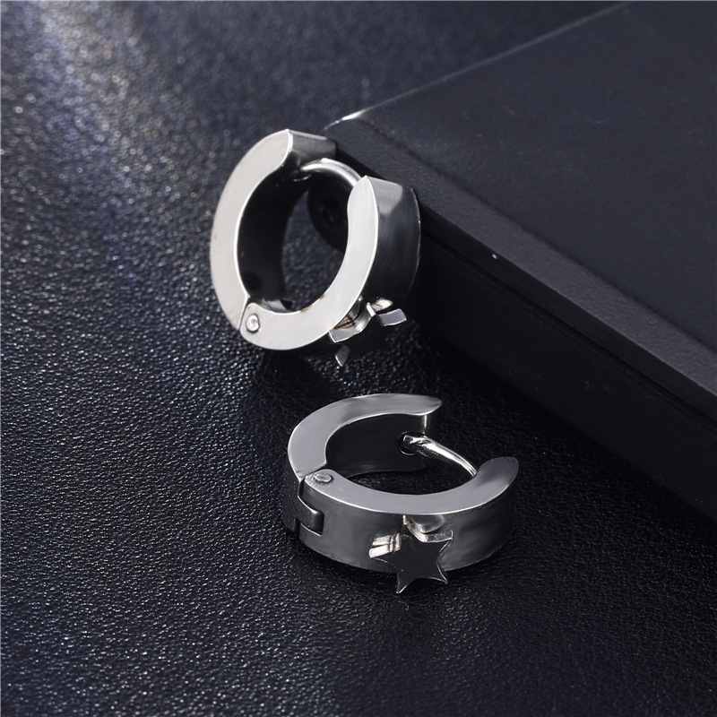 Estilo coreano acero de titanio soldadura de acero inoxidable flor personalidad hebilla de oreja plana 4*9 ronda de moda europea y americana pendientes de ventas directas de la fábrica