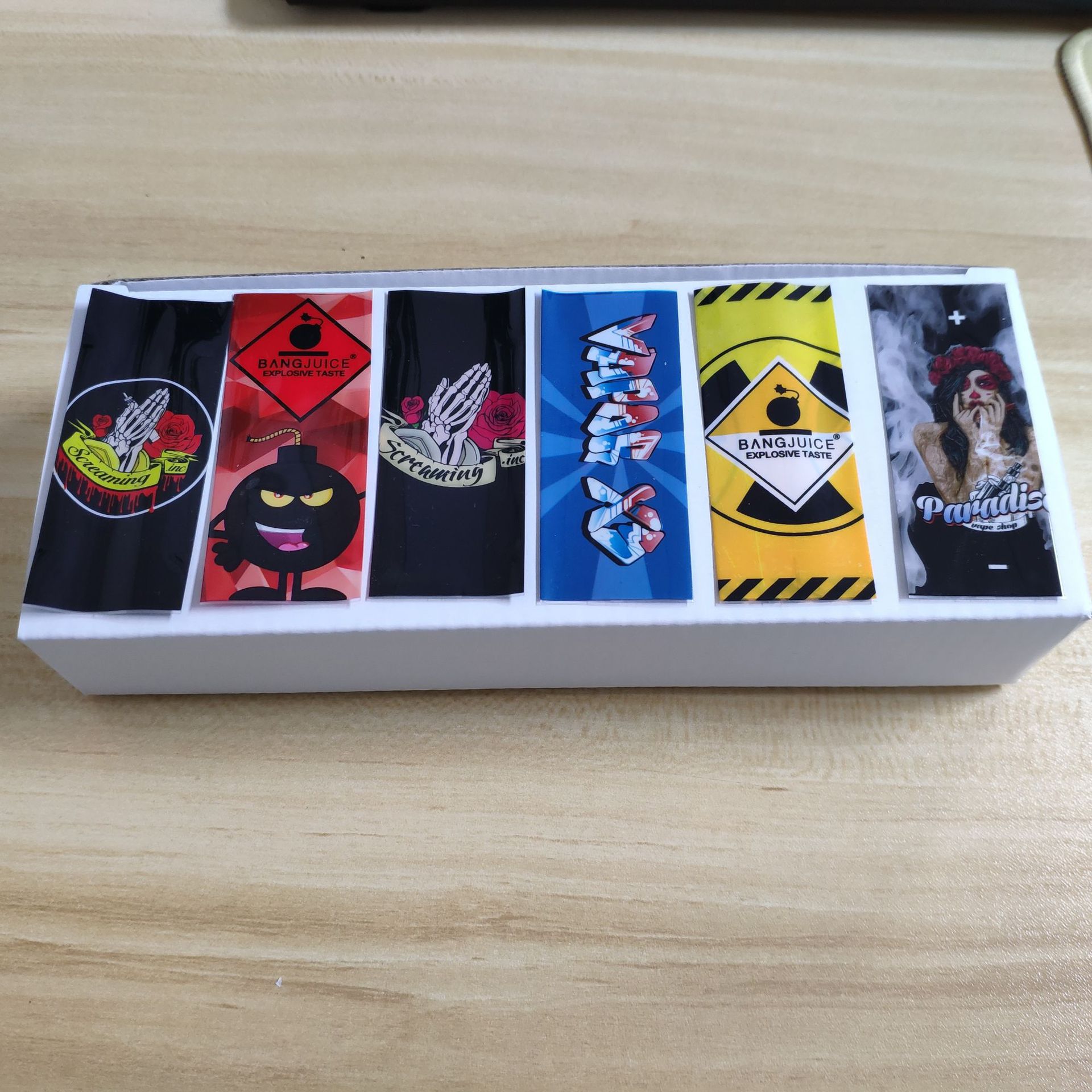 PVC电池热收缩膜 18650电池彩色标签 电池彩标电池收缩膜加工