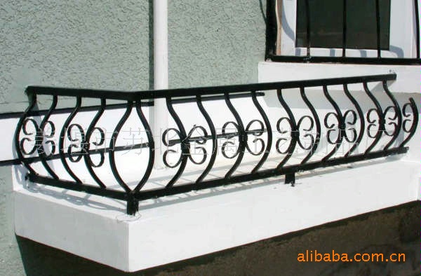 欧式金属工艺空调铁艺防护栏  楼盘工程建筑铁工艺空调高层栅栏架