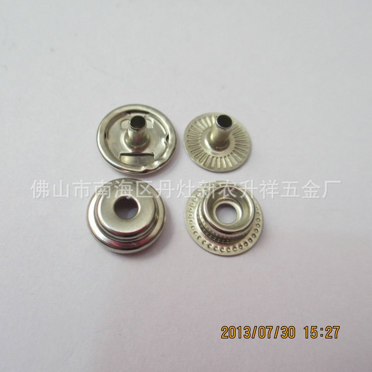 工厂现货批发皮包手袋四合钮 服饰大白扣 四合一钮扣 价格优惠