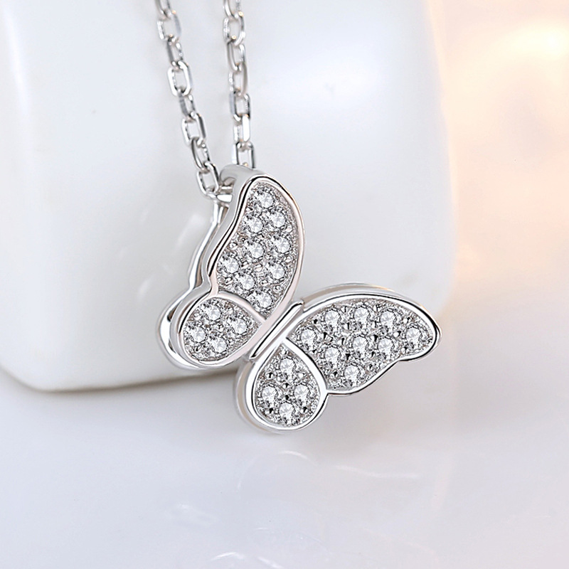 Celebridad en línea Singapur S925 plata esterlina collar de mariposa colgante nicho simple diamante incrustado multi-capa clavícula cadena femenina