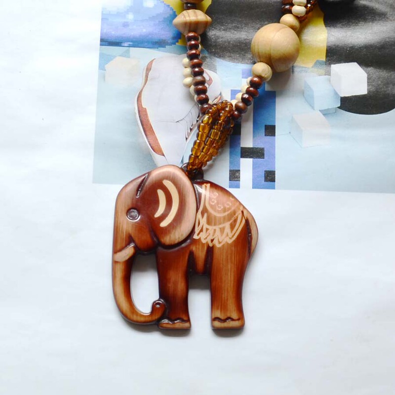 Bohemian Wooden Resin Necklace Female Ethnic Style Retro Elephant Beaded Pendant Woolen Chain Accessories Explosive