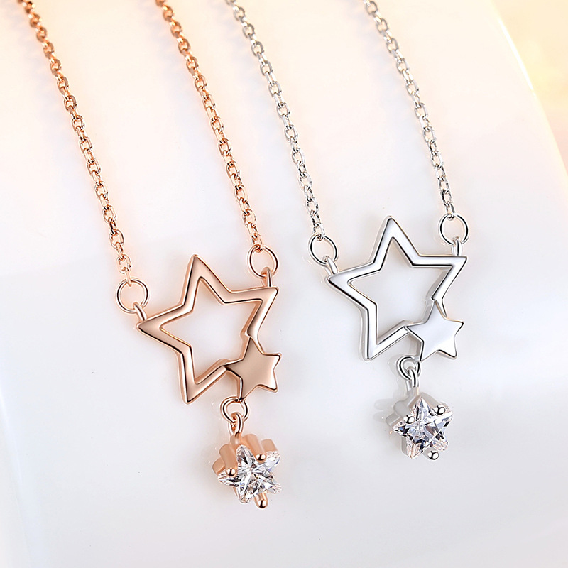 Celebridad en línea Singapur S925 Sterling Silver Star collar de lujo de luz incrustada en diamantes estrella de cinco puntas nicho estrella simple cadena de clavícula femenina