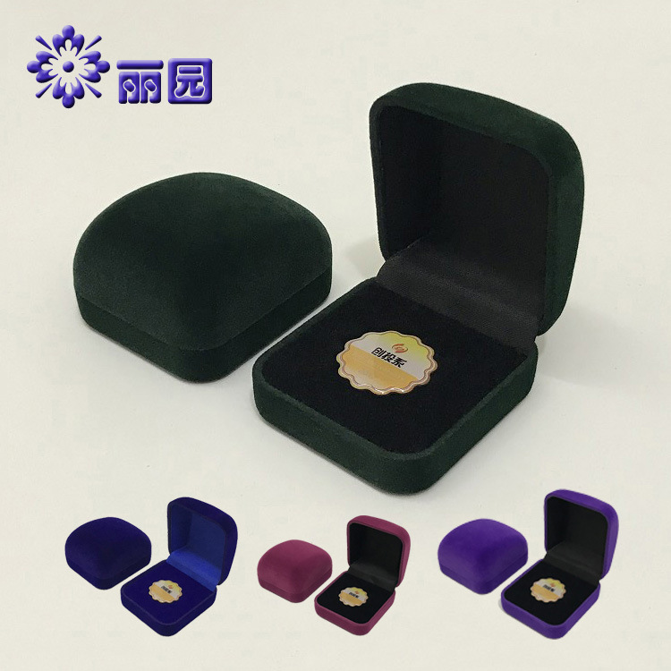 现货玫红紫绿色徽章盒胸针胸章纪念章收藏盒班校司徽收纳盒绒布盒