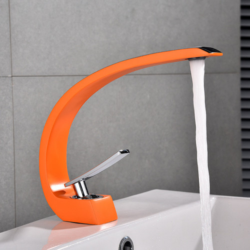 Manufacturer wholesale European high standard copper hot and cold basin faucet painted black washbasin single hole mixing faucet wholesale