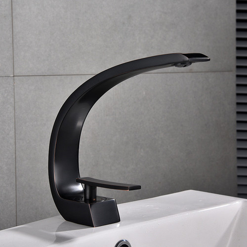 Manufacturer wholesale European high standard copper hot and cold basin faucet painted black washbasin single hole mixing faucet wholesale