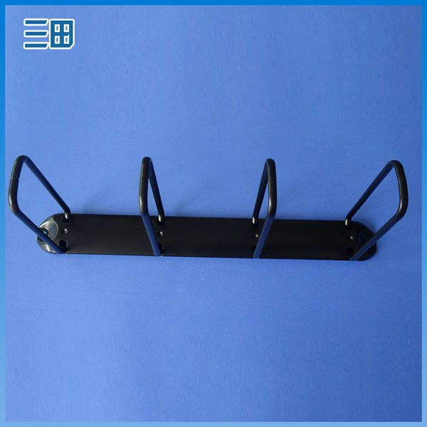 4 -hole square clip