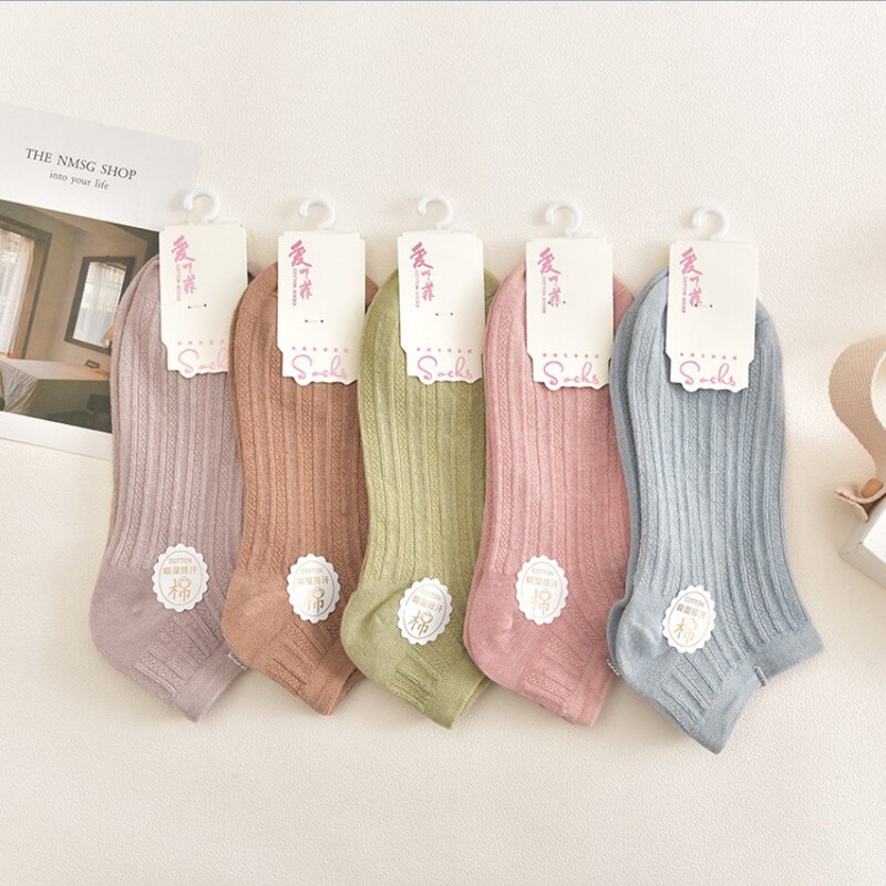 Spring New All Women's Socks Japanese Solid Color Vertical Stripe Mid-length Socks Comfortable Breathable Low Roof Socks Wholesale Spring New All Women's Socks Japanese Solid Color Vertical Stripe Mid-length Socks Comfortable Breathable Low Roof Socks Wholesale