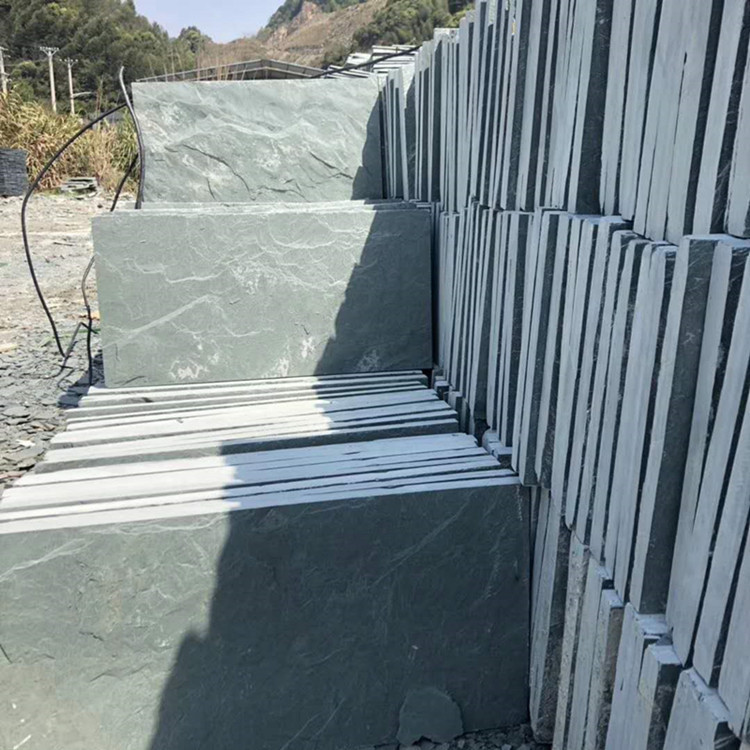 厂家青石板300*600绿色板岩天然文化石防滑仿古庭院铺路室外地砖