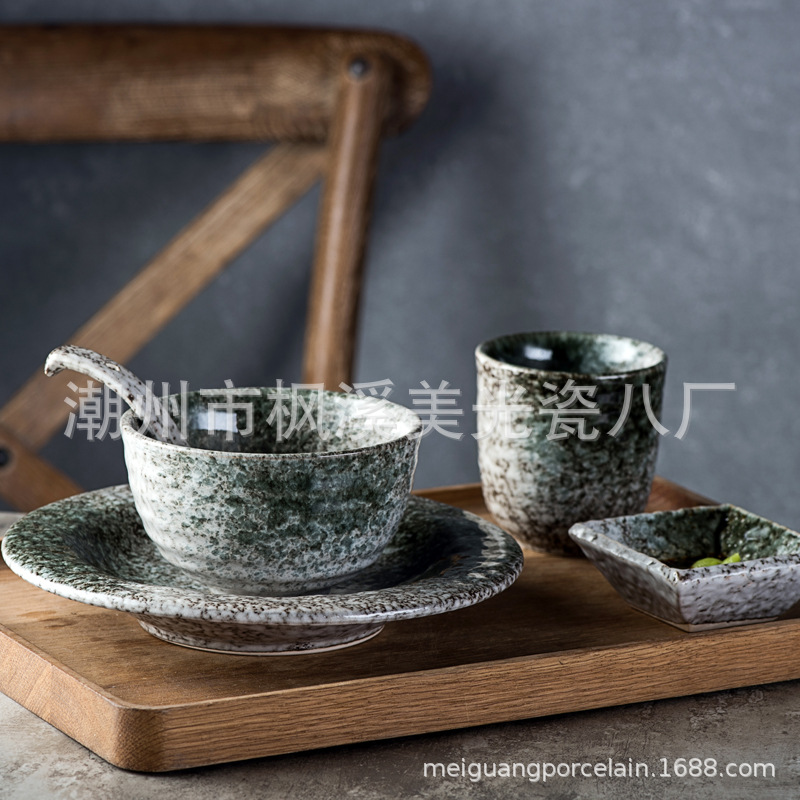 Micron burned Japan the republic of korea food Restaurant mesa Swing sets Porcelain tableware Bone plate Rice bowl Tea cup a soup spoon