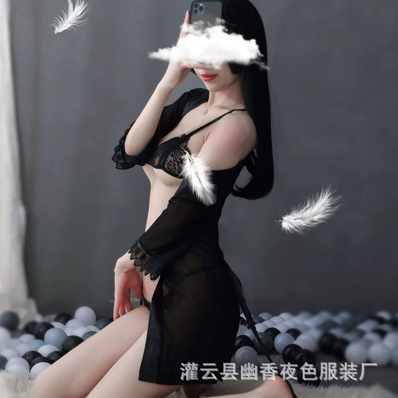 Постельное белье 林林婷? wait proper translation should translate entire string but we can't leave brand in pinyin. The instruction avoid marketplace etc. It doesn't ban brand names. Translate titles into Russian. First item: "林林婷 Underwear, bathrobe, sexy cardigan" -> 