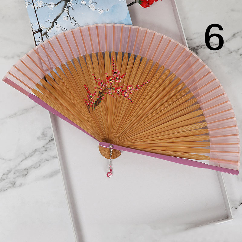 Ventilador de hanfu al por mayor pulido nuevo ventilador de tela de seda pintado a mano Ventilador plegable de estilo chino al por mayor de fábrica estilo antiguo