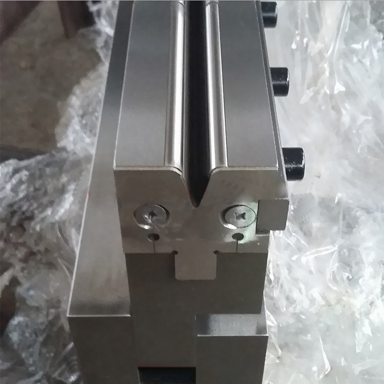 厂家供应无痕滚珠折弯机刀具定 做 双压边无痕折弯机刀具