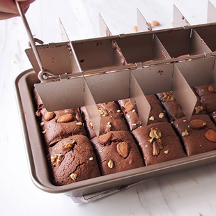 Baking tools brownie baking pan plaid cake mold live bottom solid bottom non-stick coating thickened bread baking pan