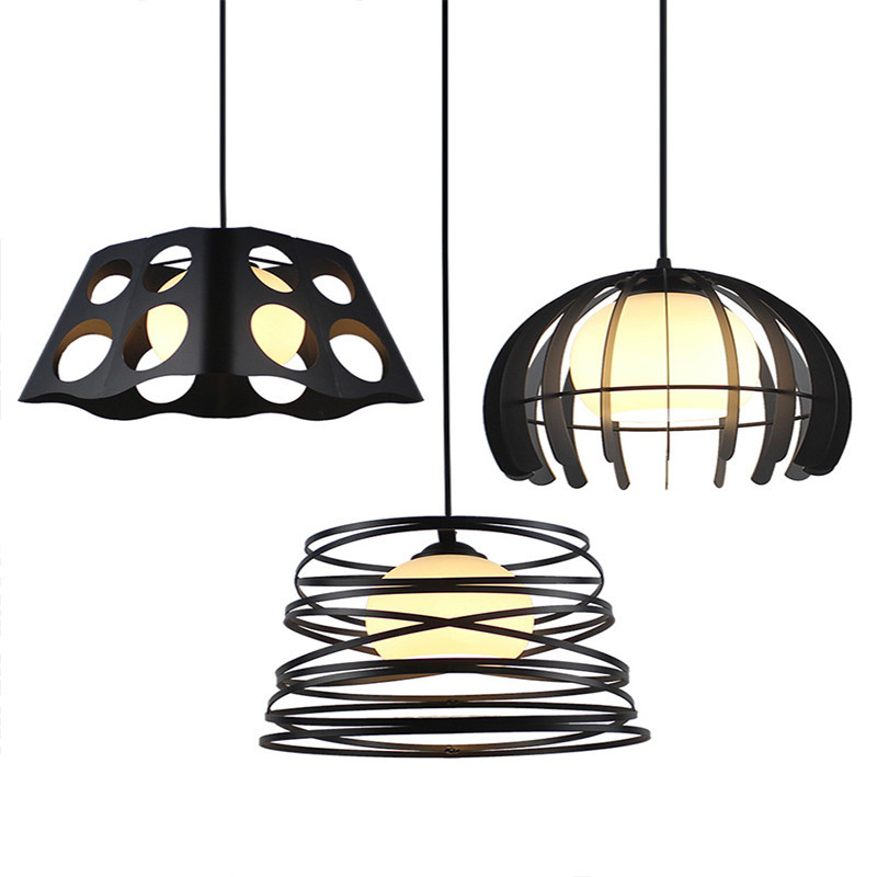 Lámpara de Techo Moderna Nórdica Minimalista para Restaurante, Creativa de Tres Cabezas, Iluminación Comercial para Tiendas, Arte de Iluminación con Barras de Hierro y Diamantes