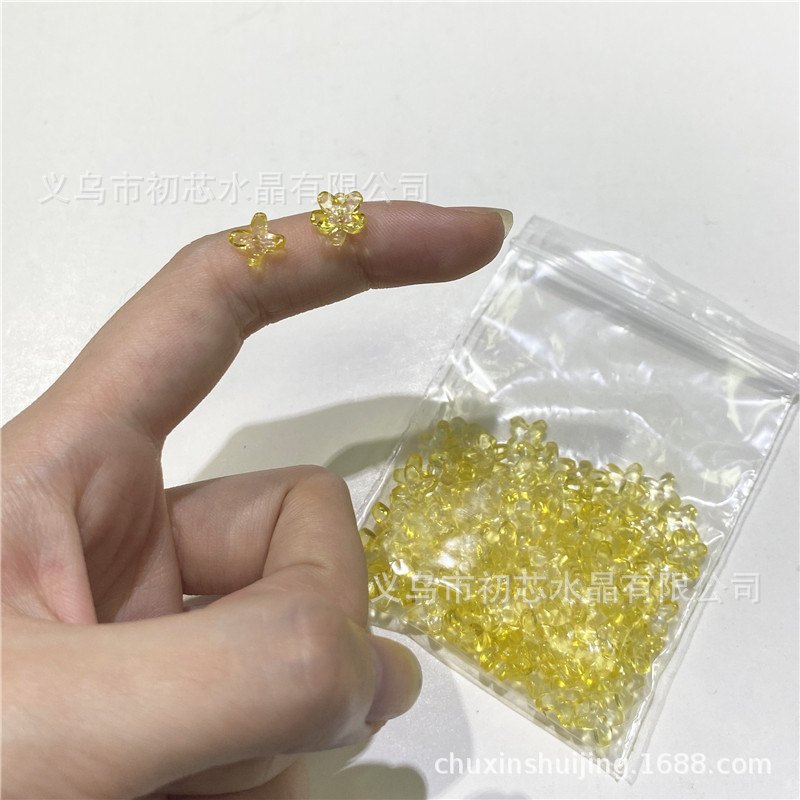 二模チェコ瑠璃小桂花花びら6*8mm十字花ネイルシールdiyアクセサリーヘアピン材料