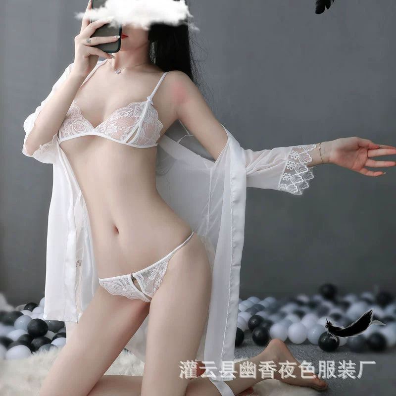 Постельное белье 林林婷? wait proper translation should translate entire string but we can't leave brand in pinyin. The instruction avoid marketplace etc. It doesn't ban brand names. Translate titles into Russian. First item: "林林婷 Underwear, bathrobe, sexy cardigan" -> 