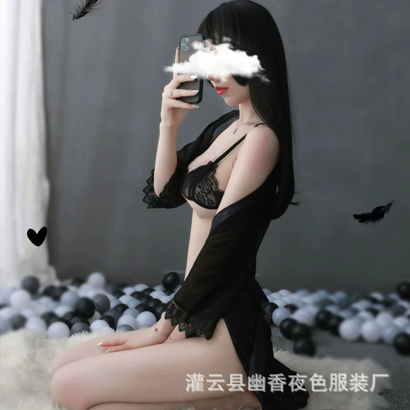 Постельное белье 林林婷? wait proper translation should translate entire string but we can't leave brand in pinyin. The instruction avoid marketplace etc. It doesn't ban brand names. Translate titles into Russian. First item: "林林婷 Underwear, bathrobe, sexy cardigan" -> 
