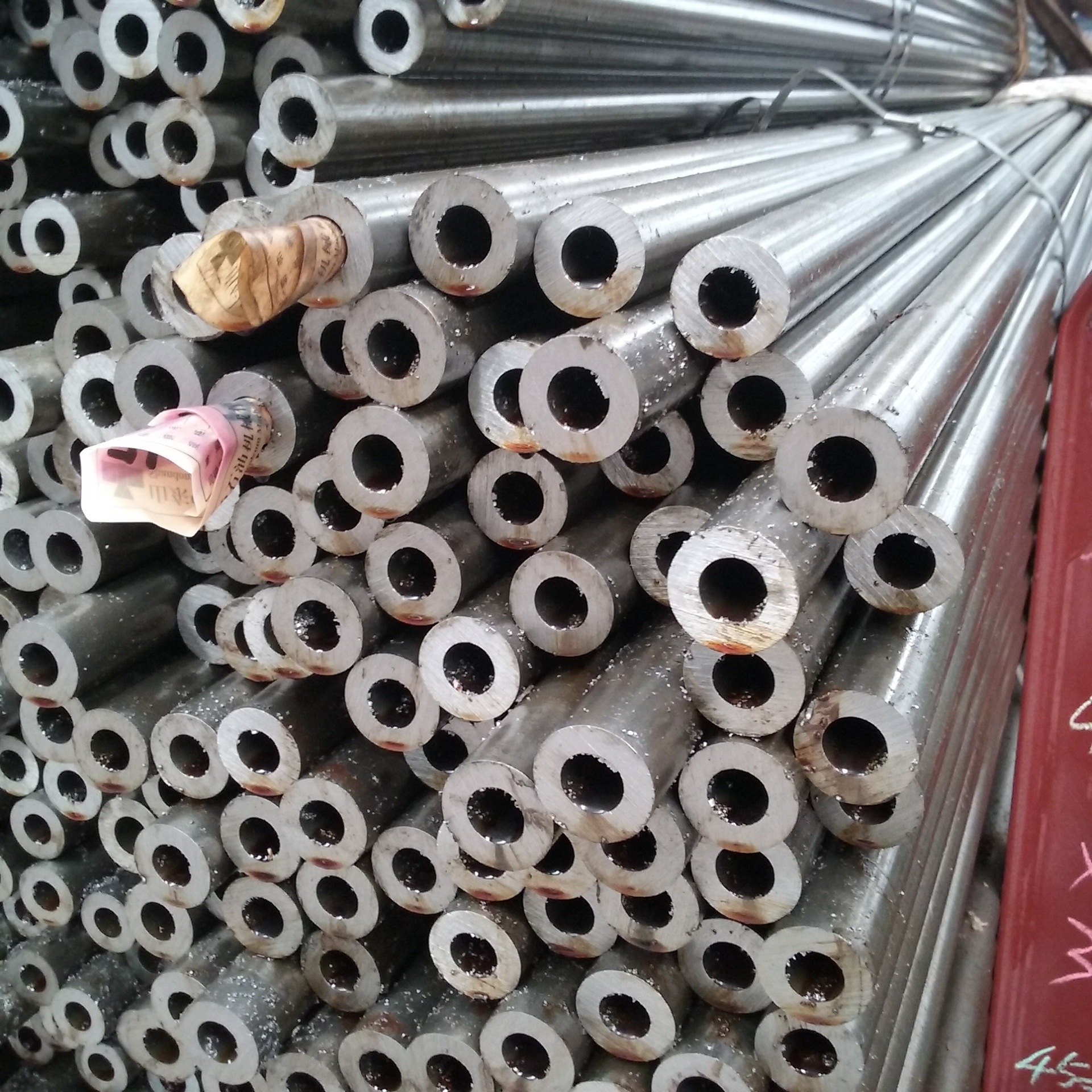 厂家大量供应外径 口径 直径21MM无缝钢管 空心铁管 精密光亮钢管