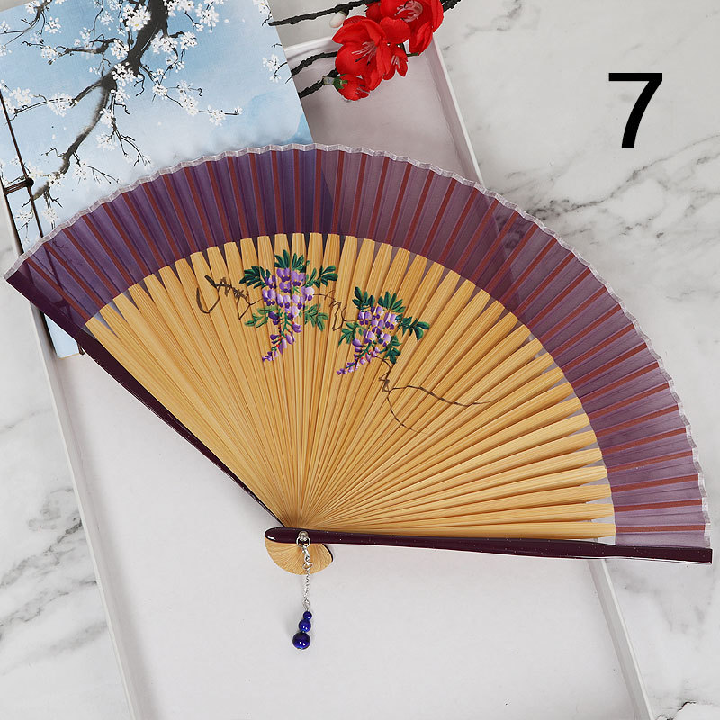 Ventilador de hanfu al por mayor pulido nuevo ventilador de tela de seda pintado a mano Ventilador plegable de estilo chino al por mayor de fábrica estilo antiguo