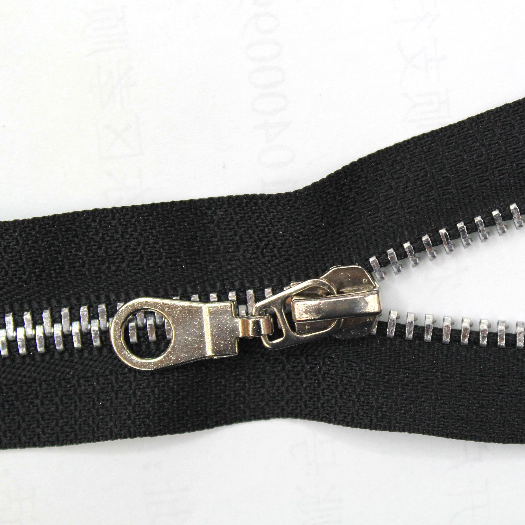 厂家供应 5号金属拉链 抛光白牙铝  闭尾拉链 服装箱包