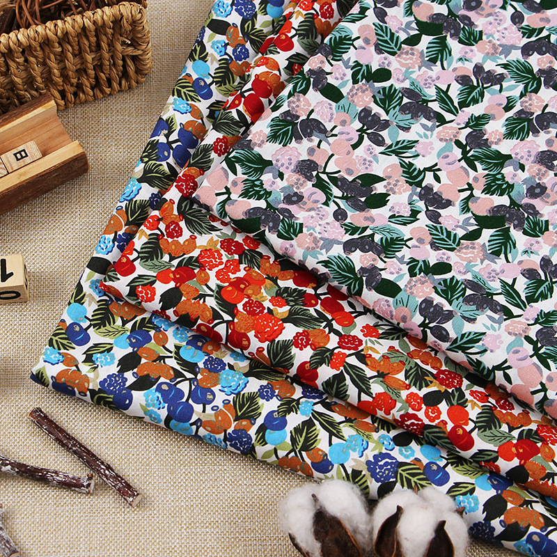 新款小碎花印花布料 全棉扎染梭织面料 女装连衣裙时装服装面料