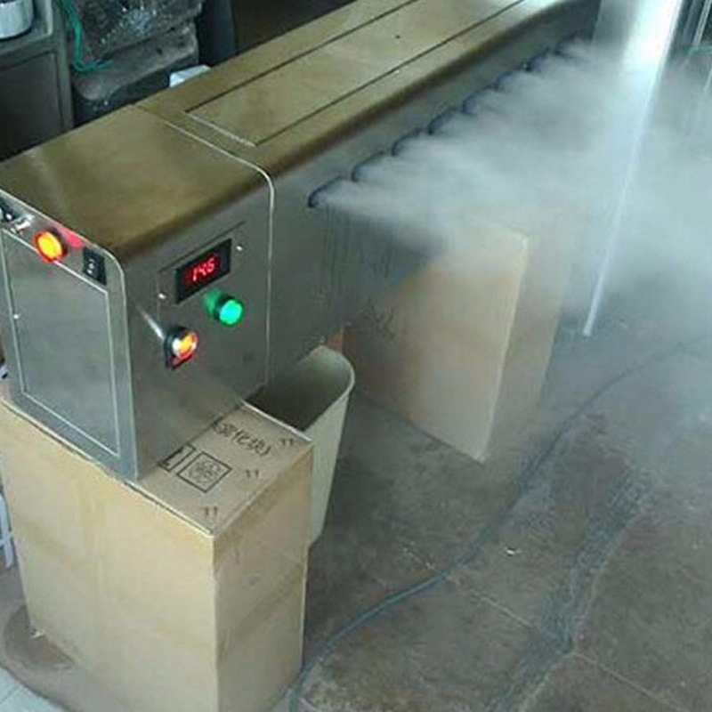 Máquina de desinfección de canal de personal montada en la pared de acero inoxidable granja de cerdos pulverizador inteligente prevención de epidemias atomización máquina de desinfección por pulverización