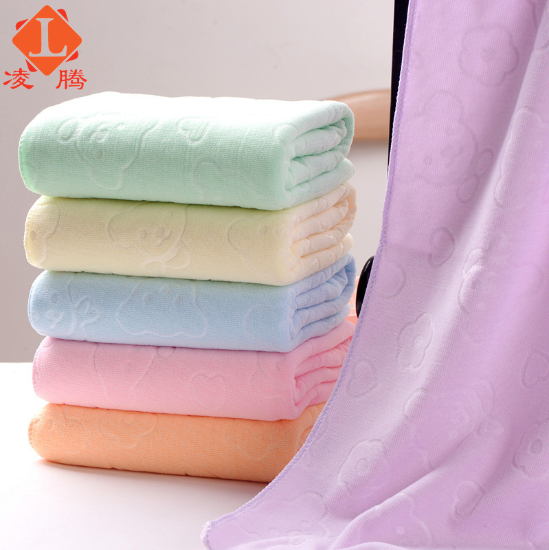 High Quality Microfiber Embossed Cute Bear Towel Bath Towel Soft and Easy Absorbent Adult Beach Towel Gift Towel