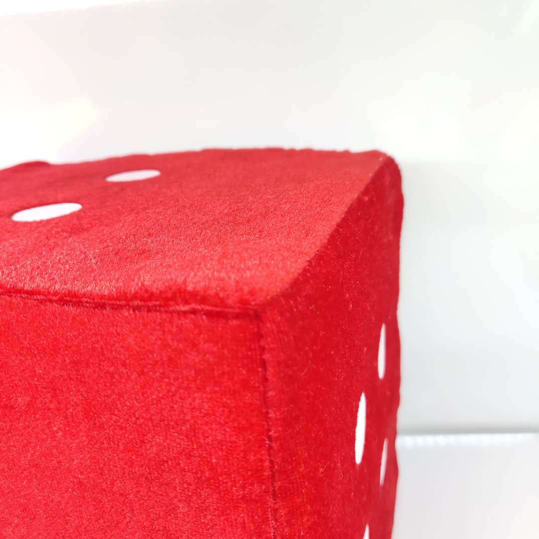 Dados creativos de los niños pequeña almohada de felpa al por mayor de múltiples caras de peluche juguetes de entretenimiento