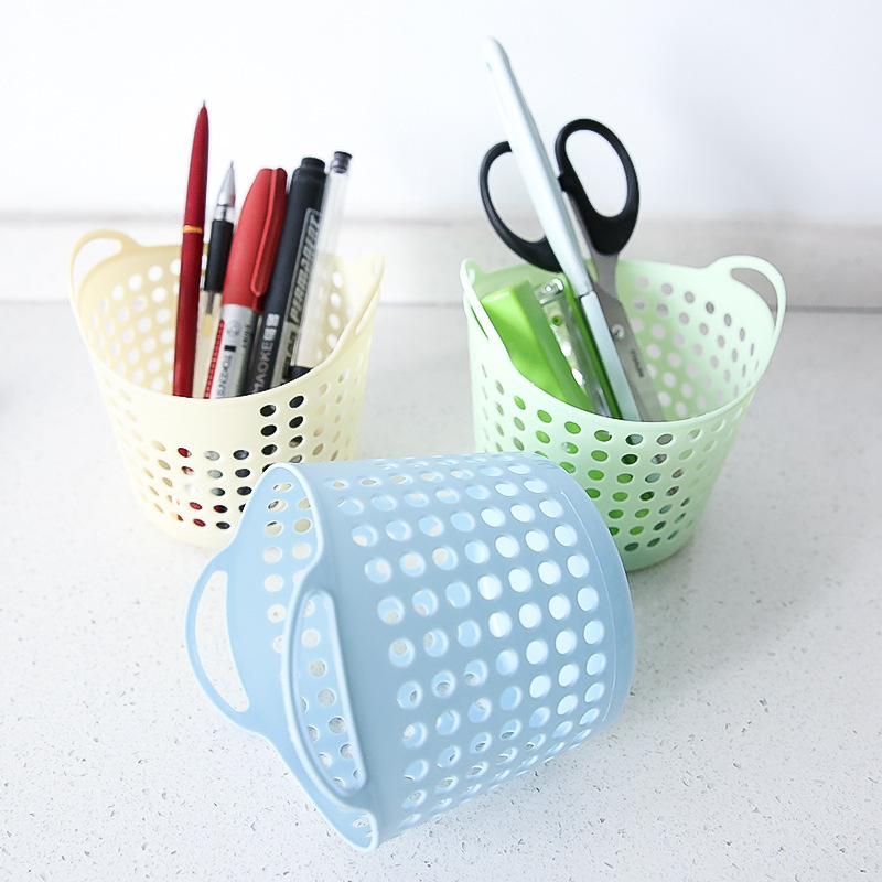 Home Supplies Mini Desktop Storage Basket Plastic Storage Basket Glove Box Trash Can Storage