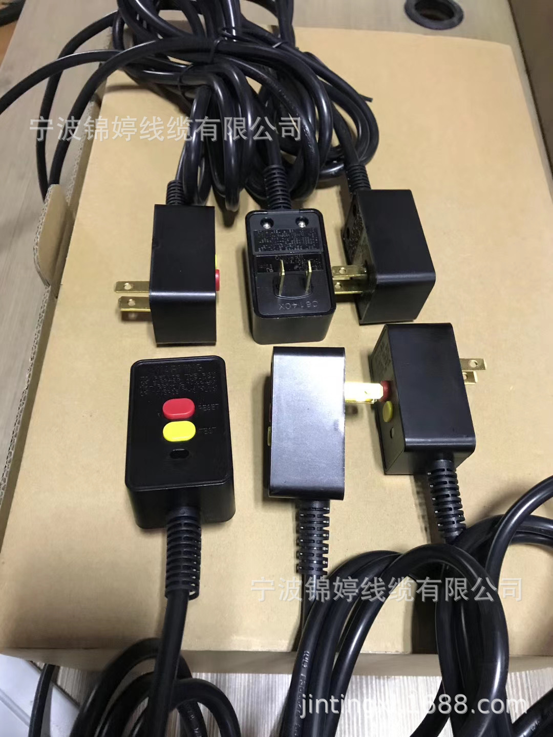 厂家生产两芯SJTW 2x18AWG美规漏电保护器插头UL系列