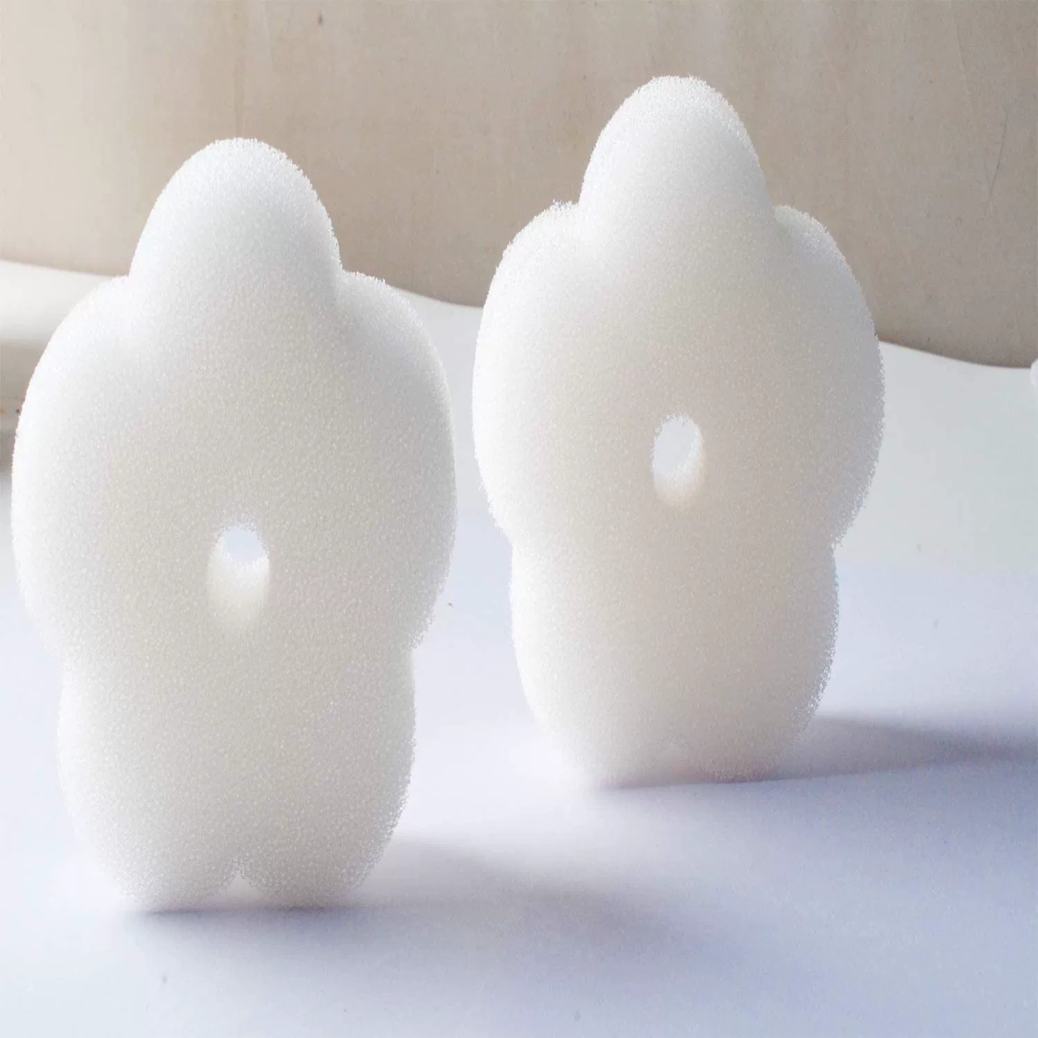 Трансграничная летняя плавательная Взрывная маслопоглощающая губка для бассейна, Высокоэффективная маслопоглощающая хлопковая фильтрующая губка с полым рисунком