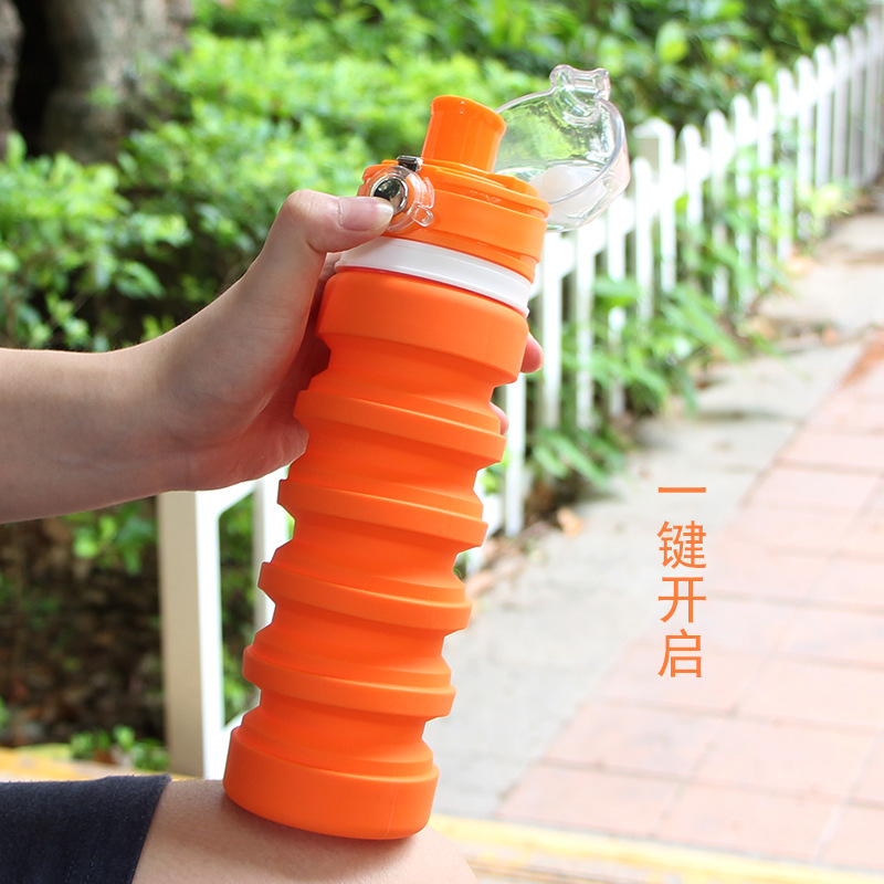 Amazon nueva botella de agua plegable deportes al aire libre botella de agua de silicona montañismo ciclismo botella de agua de silicona se puede imprimir logotipo