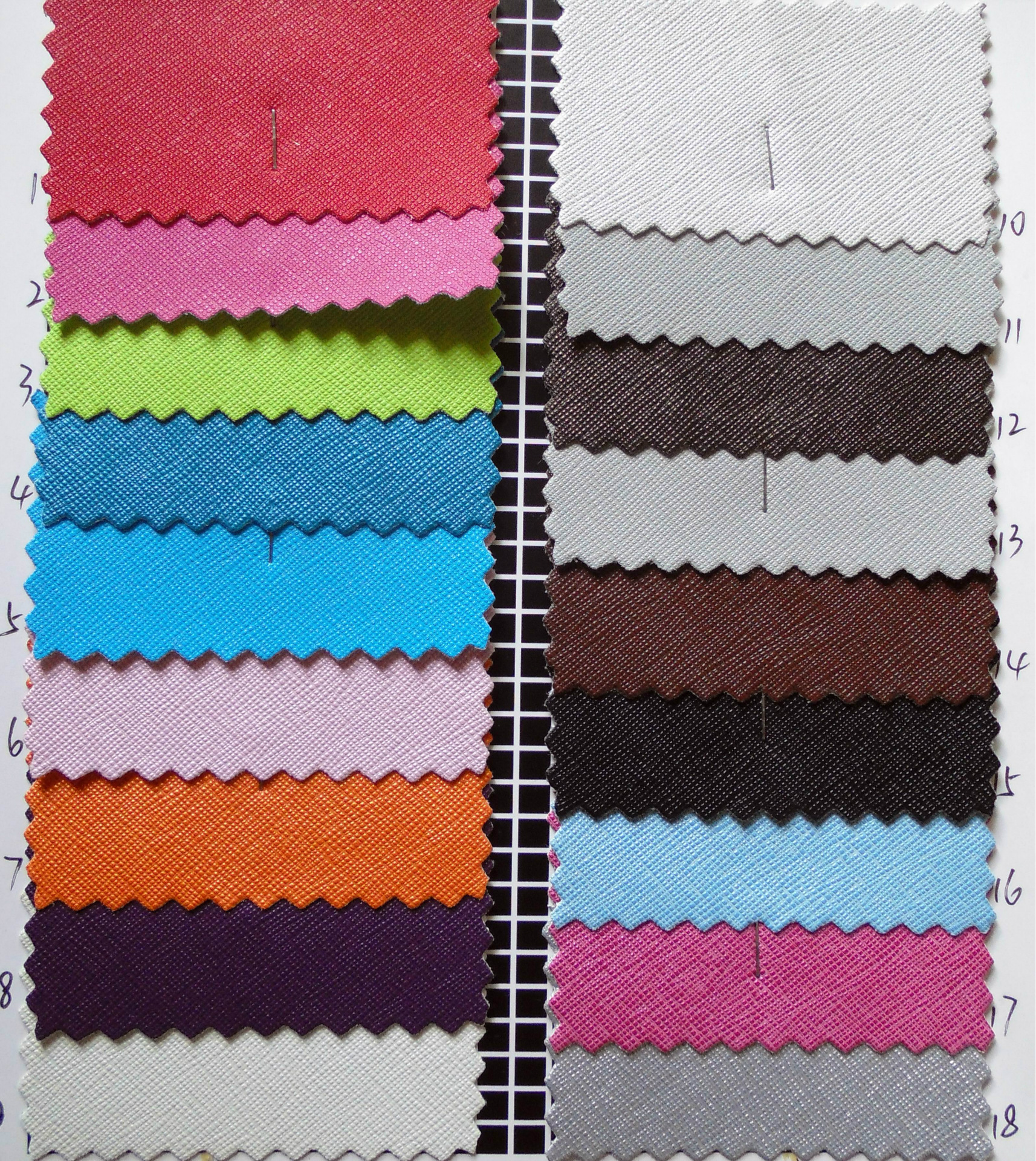 PU皮革 十字纹皮革  包装革  十字纹PVC皮革