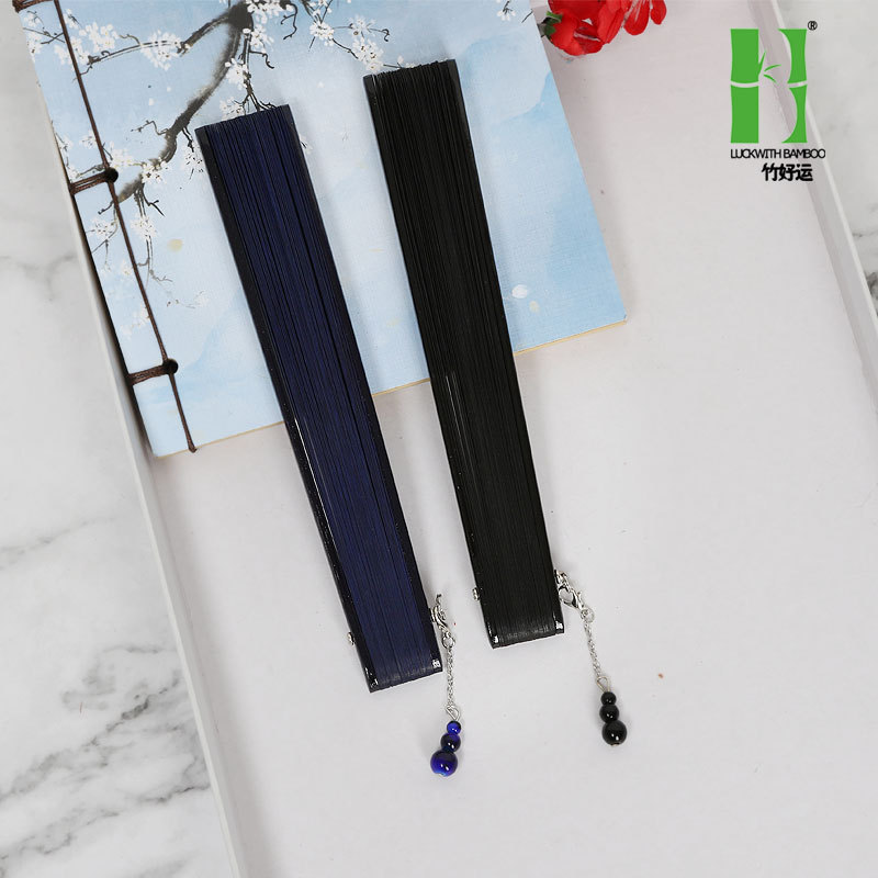 Estilo chino tallado hueco-hacia fuera de bambú ventilador de estilo japonés plegable ventilador portátil de estilo antiguo de las mujeres al por mayor ventilador de la danza