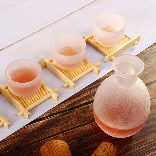 Japanese Hammered Pattern Sake Pot, Sake Cup, Gold-Trimmed Pot, Sake Warmer, Sake Set, Plum Wine, Fruit Wine Cups