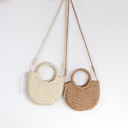 Factory Direct Selling Fresh and Natural Shoulder Crossbody Grass Woven Bag Vacation Beach Bag Cute Knitted Bag Casual Small Handbag for Women