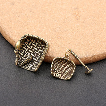 批发新款黄铜钥匙扣创意福字簸箕挂件个性复古古铜五谷丰登摆件