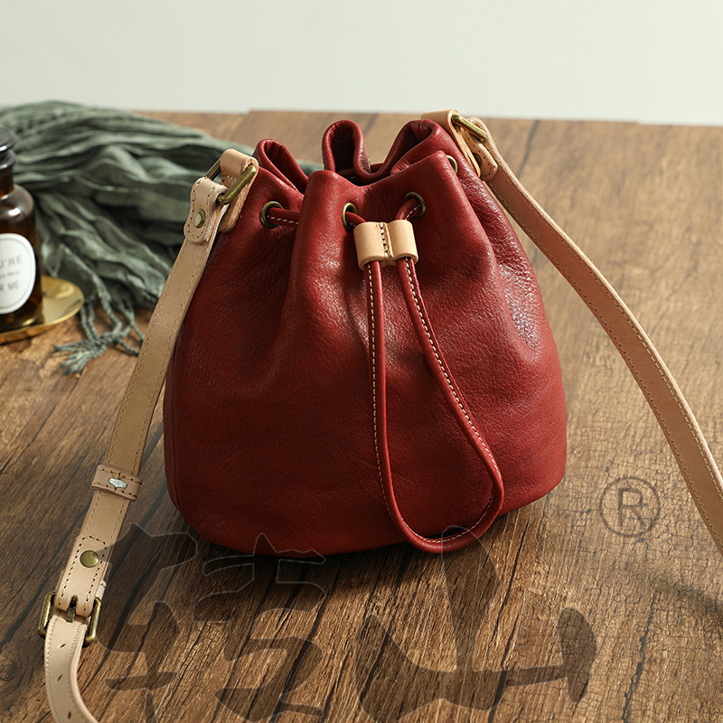 Korean Bucket Bag Image 2