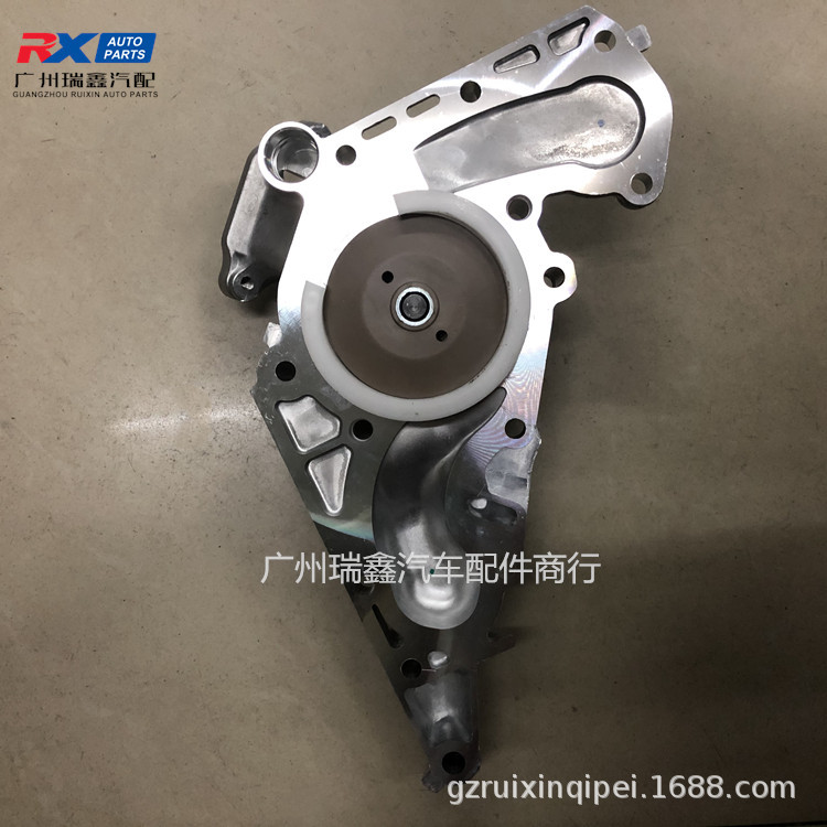 Conveniente para el montaje de bomba de agua del motor de la bomba de agua de Toyota landkuroze UZJ100 LS470 16100-59275