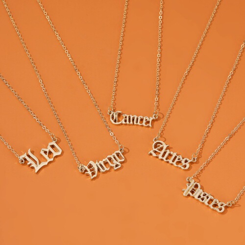 Hot-selling new European and American accessories: Personalized & Creative 12 Zodiac Sign Necklaces with Vintage English Letter Pendant Clavicle Chains